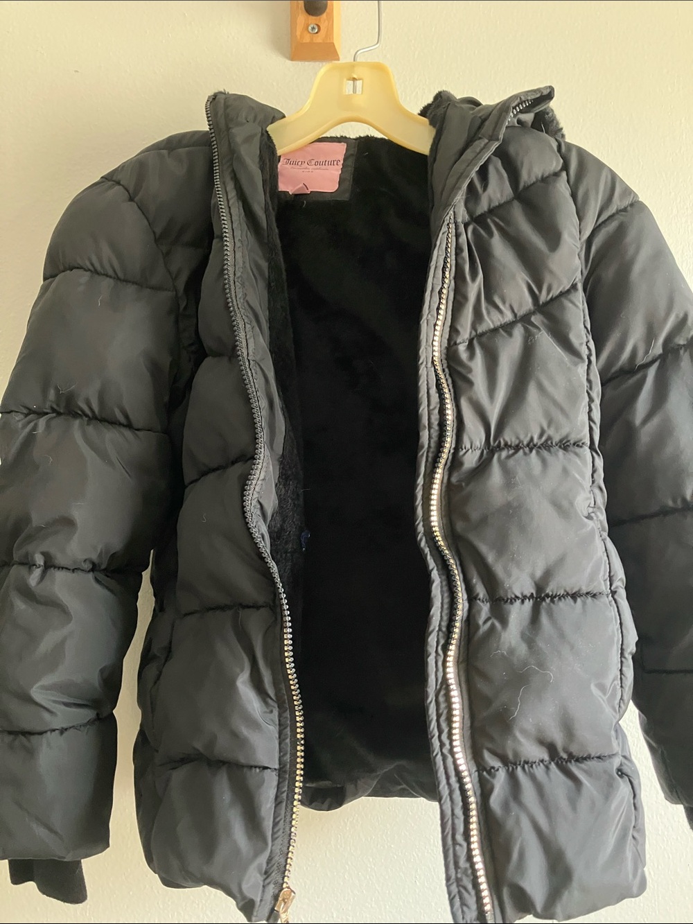 Juicy Couture Black Kids Puffer Coat with Hood size 7/8